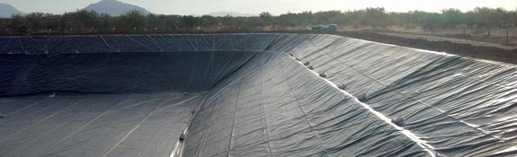 indistrial-liners-containment-pond